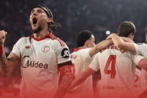 马竞1-2不敌塞维利亚，米兰体育解析西甲遭遇三连败陷入低谷