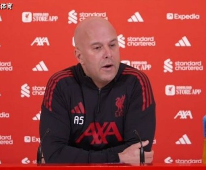 后卫没买前锋买错？利物浦转会窗激进过头，给本赛季失败埋下伏笔