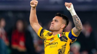 一日意甲最新动态：劳塔罗表现低迷受批评，美国队长缺阵米兰主场战役