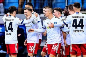 德甲中游卡位战！科隆主场火力对冲汉堡客场虫，历史劣势能破吗？