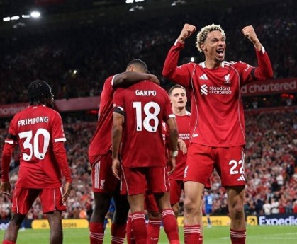 利物浦锁定：萨拉赫两大接班人，英超11场9球锋霸+德甲19岁天才！