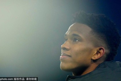 德拉普：巴萨很强但我们知道他们防线提得很高 埃斯特旺前途无量