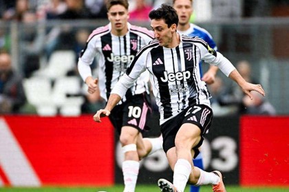 0-2！意甲惊现大冷门：603亿豪门尤文图斯倒下，升班马科莫创历史佳绩