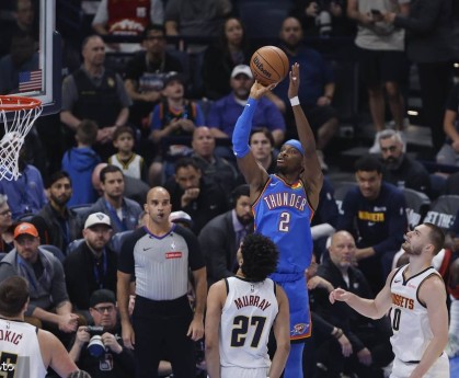 亚历山大3分绝杀约基奇32+14+13 雷霆胜掘金