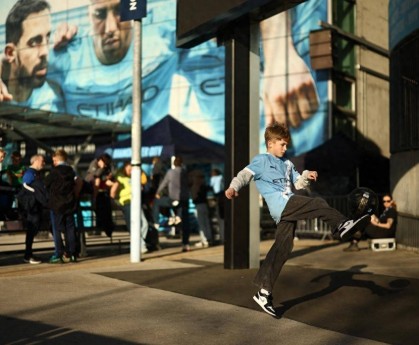 红牌+点球+越位帽子戏法！皇马2-1双杀曼城，总比分5-1晋级八强