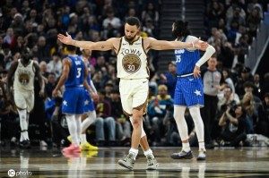 库里26+6班凯罗21+12 巴特勒21分勇士轻取魔术