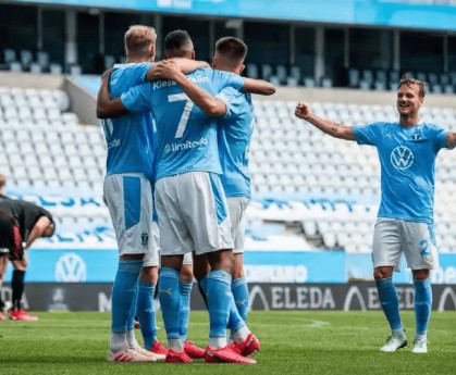 周二008 欧冠：魔鬼主场对决！哥本哈根防守铁闸VS那不勒斯传控冲击，客场低迷能否破局？