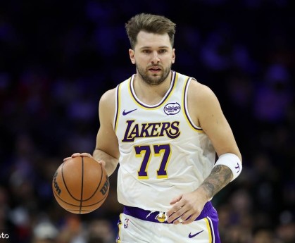 全明星球迷投票次轮：东契奇票王 字母哥东部第1