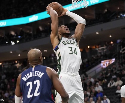 字母哥空砍33+15麦科勒姆绝杀 奇才胜雄鹿