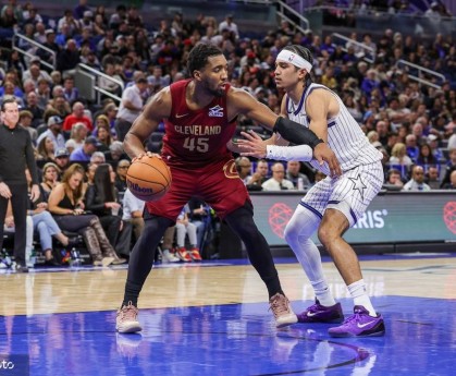 米切尔36+5+9班凯罗27+5 骑士轻取魔术迎三连胜