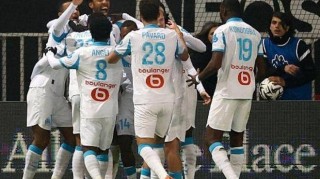 攻守易型啦！法甲一夜变天：巴黎丢掉榜首 126年老店5-1+13轮28分