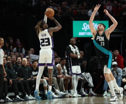 阿夫迪亚35分德罗赞33分 开拓者加时绝杀国王