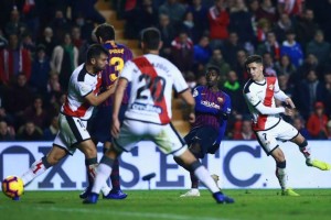 周日021法甲：斯特拉斯堡VS洛里昂 东部劲旅遇布列塔尼黑马，主场之争见真章