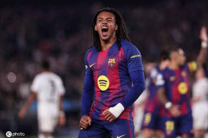 孔德梅开二度刷新纪录 巴萨主场2比1逆转法兰克福